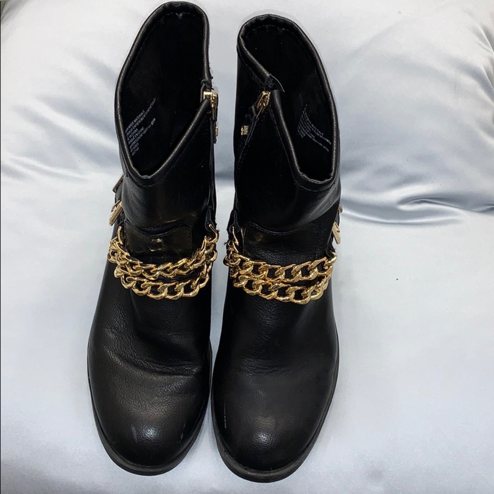 Sam&libby black boots!